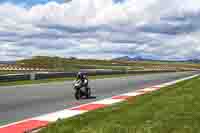 cadwell-no-limits-trackday;cadwell-park;cadwell-park-photographs;cadwell-trackday-photographs;enduro-digital-images;event-digital-images;eventdigitalimages;navarra;no-limits-trackdays;peter-wileman-photography;racing-digital-images;trackday-digital-images;trackday-photos